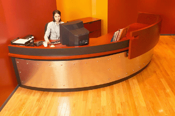 register.com/lib2/category16/woman0477.gif