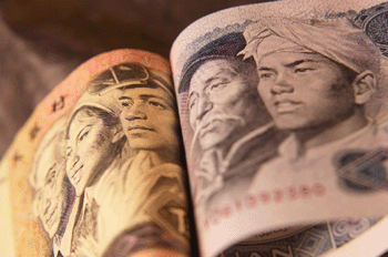 register.com/lib2/category7/Asia0003.gif